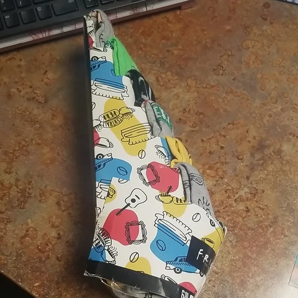 FRIENDS Gray and Yellow Cartoon Bottoms - Picture 4 of 4